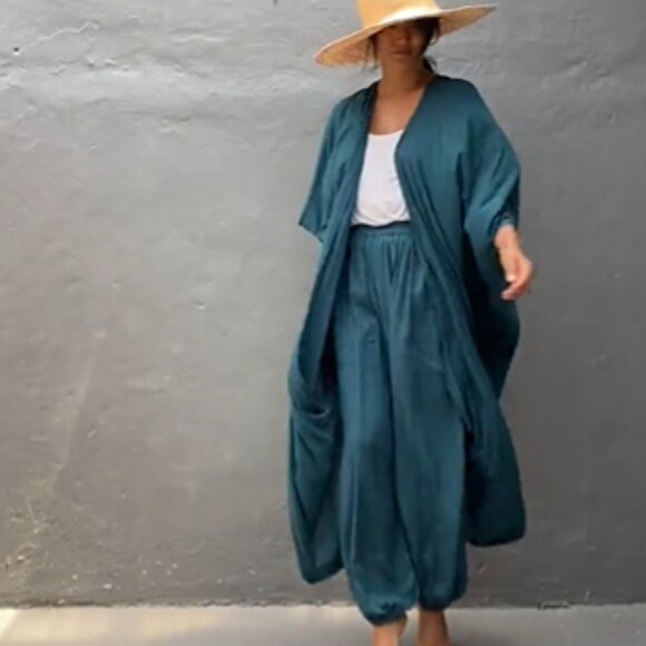 STYLE PARK - 4PCS KIMONO SET w/ALADDIN PANTS, BAG & BELT - ONE SIZE - Picture 2 of 10